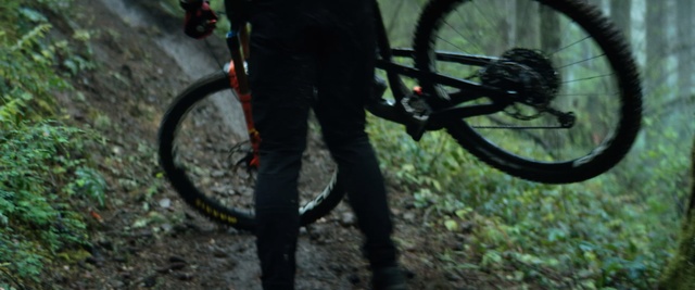 Video Reference: Bicycle, Bicycle wheel, Cycle sport, Vehicle, Bicycle frame, Bicycle tire, Cyclo-cross, Sports equipment, Cycling, Bicycle drivetrain part