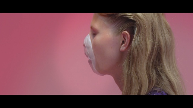 Video Reference: hair, face, cheek, chin, human hair color, nose, hairstyle, eyebrow, blond, forehead, Person