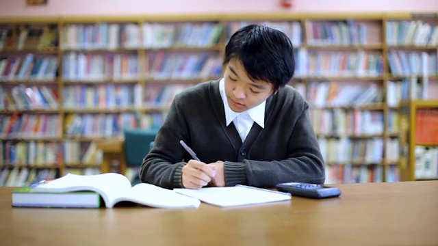 Video Reference: Job, Learning, White-collar worker, Student, Businessperson