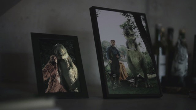 Video Reference: art exhibition, art, exhibition, collection, art gallery, Person