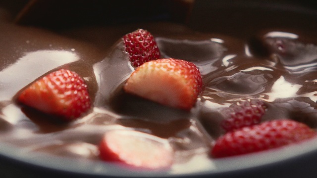 Video Reference: Food, Strawberry, Strawberries, Cuisine, Dish, Sweetness, Dessert, Ingredient, Cream, Fruit, Person
