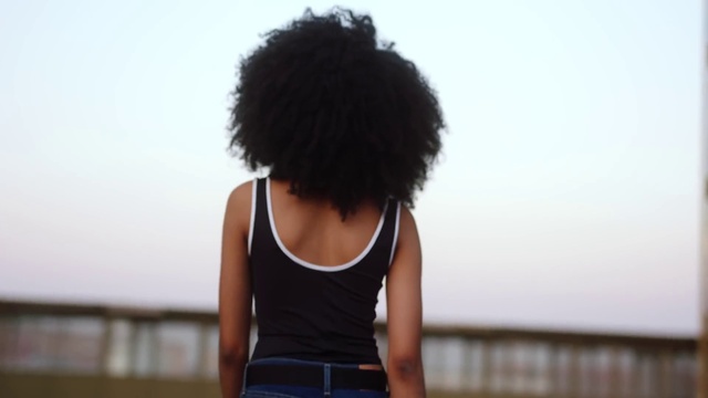 Video Reference: Hair, Black, Hairstyle, Afro, Black hair, Shoulder, Human, Neck, Photography