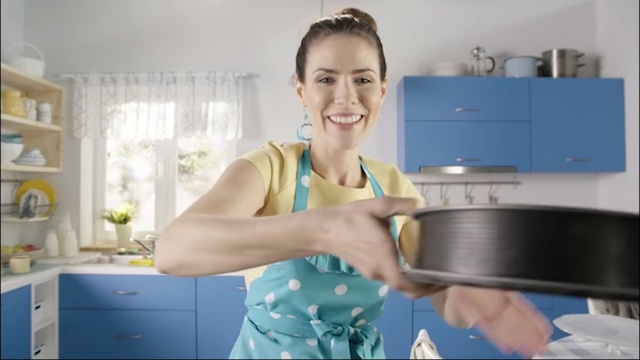 Video Reference: Arm, Homemaker, Cooking, Muscle, Kitchen, Baking, Apron, Washing, Cook, Person