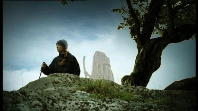 Video Reference: Sky, Cloud, Tree, Plant, Cg artwork, Landscape, Grassland, Grass, Darkness, People in nature