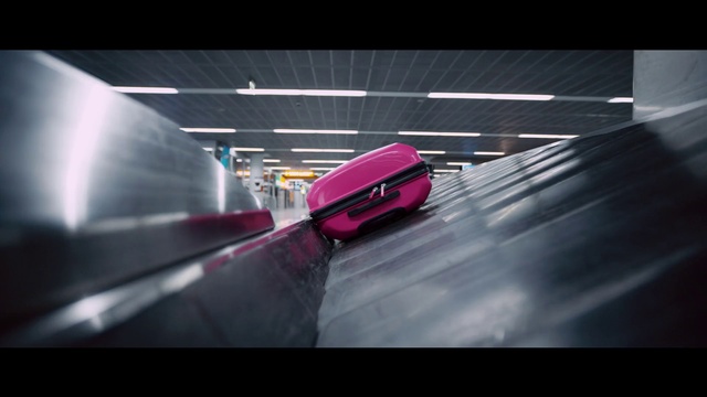 Video Reference: Automotive design, Mode of transport, Vehicle, Transport, Car, Vehicle door, Automotive lighting, Supercar, Parking, Road