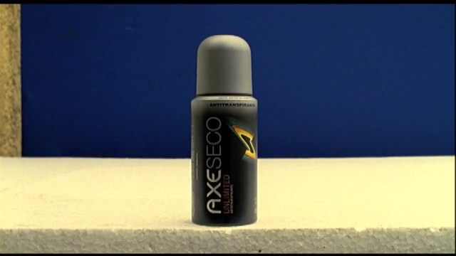 Video Reference: product, product, bottle, glass bottle, liquid, spray