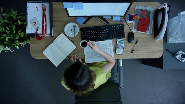 Video Reference: Desk, Technology, Laptop, Personal computer, Furniture, Electronic device, Office equipment, Computer keyboard, Electronics, Computer desk