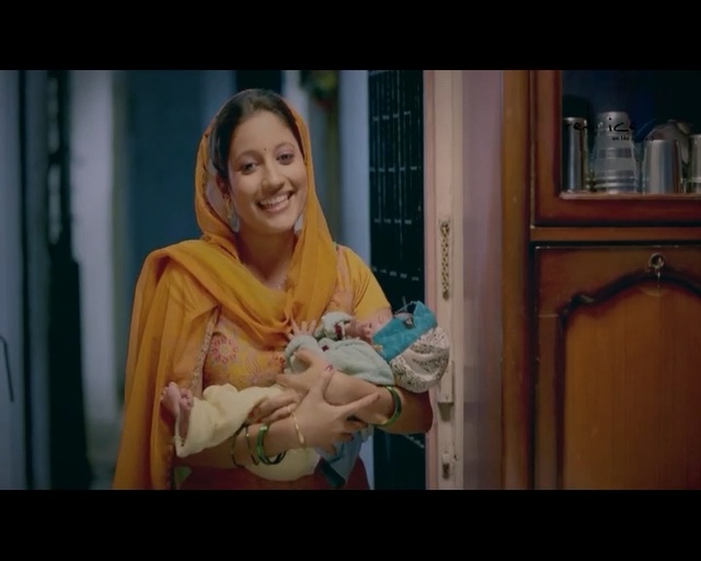 Video Reference: Facial expression, Organ, Mouth, Human body, Fun, Smile, Happy, Sitting, Photography, Child, Person