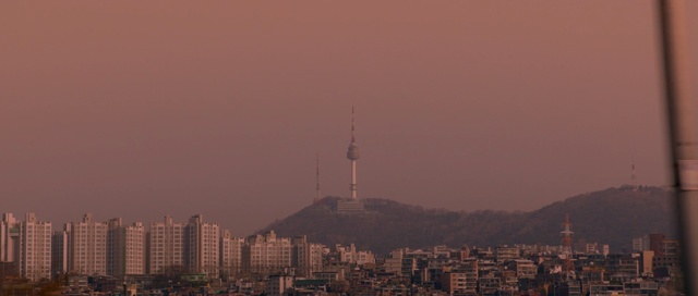 Video Reference: skyline, city, sky, urban area, cityscape, skyscraper, metropolitan area, metropolis, tower, dusk