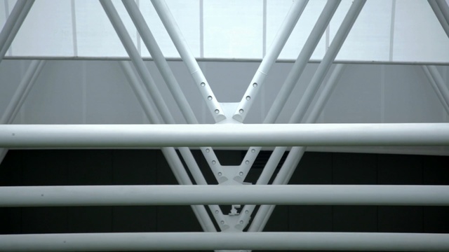 Video Reference: structure, architecture, daylighting, symmetry, black and white, line, fixed link, steel, metal, angle