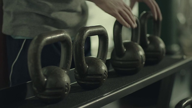 Video Reference: Weights, Kettlebell, Exercise equipment, Still life photography, Physical fitness, Still life, Sports equipment