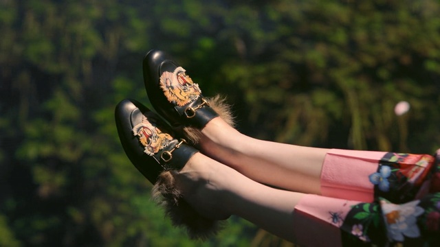 Video Reference: Footwear, Leg, Leaf, Arm, Tree, Joint, Hand, Human leg, Photography, Finger