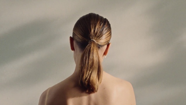 Video Reference: Hair, Shoulder, Hairstyle, Back, Skin, Bun, Neck, Beauty, Long hair, Joint