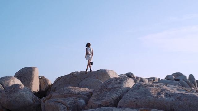 Video Reference: Rock, Sky, Bedrock, Fun, Outcrop, Tree, Boulder, Vacation, Mountain, Landscape