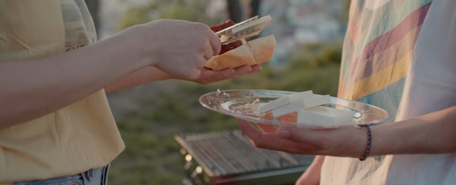 Video Reference: hand, finger, glass, drink, Barbecue