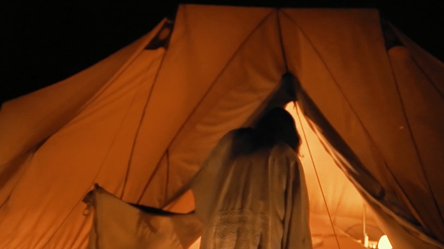 Video Reference: Tent, Tints and shades, Camping