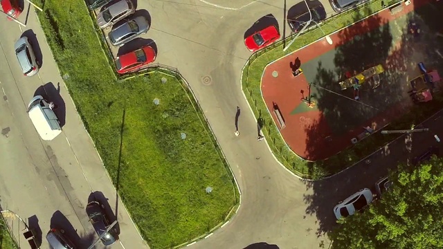 Video Reference: Aerial photography, Urban design, Birds-eye view, Architecture, Landscape, Residential area, Photography, Intersection, Thoroughfare, Street