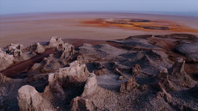 Video Reference: Badlands, Rock, Sky, Formation, Landscape, Geology, Horizon, Sea, Makhtesh, Desert