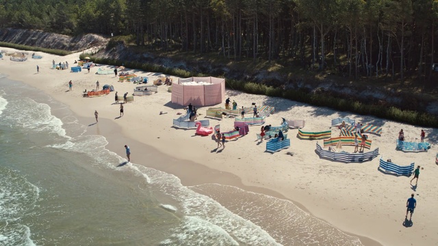 Video Reference: Beach, Sand, Coast, Shore, Water, Tourism, Vacation, Summer, Sea, Coastal and oceanic landforms, Person