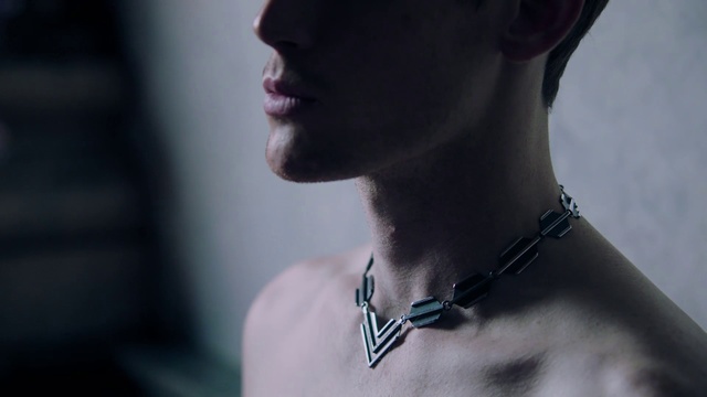 Video Reference: Neck, Skin, Lip, Necklace, Beauty, Chin, Fashion accessory, Jewellery, Mouth, Ear