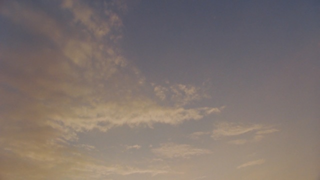 Video Reference: Sky, Cloud, Daytime, Blue, Atmosphere, Atmospheric phenomenon, Evening, Horizon, Morning, Dusk