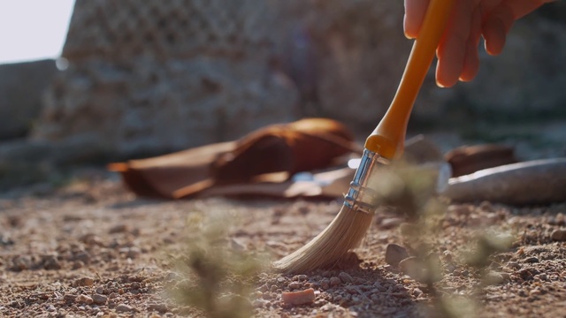 Video Reference: Hand, Soil