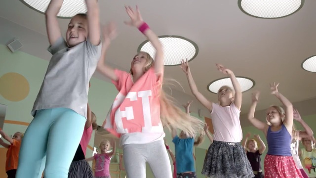 Video Reference: Fun, Youth, Event, Performance, Dance, Leisure, Happy, Performing arts, Cheering, Style, Person