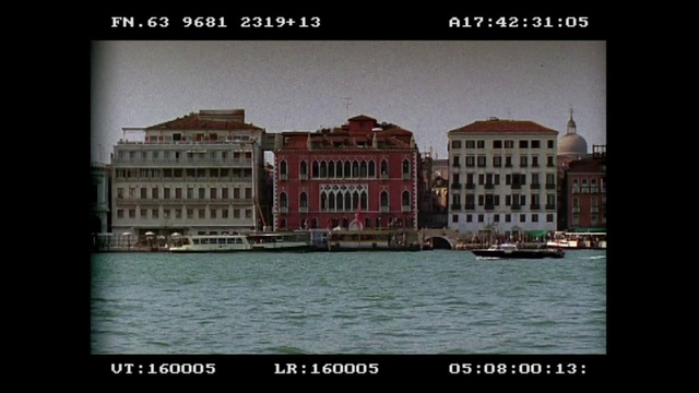 Video Reference: Waterway, Text, Human settlement, Building, Water, City, Architecture, Photography, Adaptation, Channel