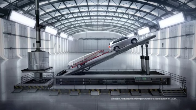 Video Reference: Industry, Transport, Factory, Steel, Machine, Building, Architecture, Daylighting, Pipe, Metal, Person