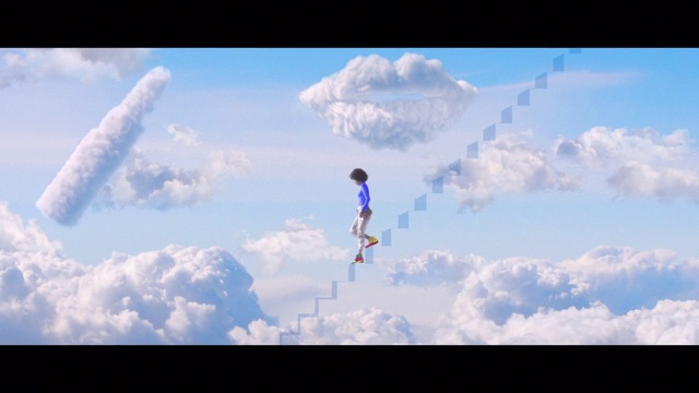 Video Reference: Sky, Cloud, Daytime, Atmosphere, Cumulus, Extreme sport, Meteorological phenomenon, Adventure, Jumping