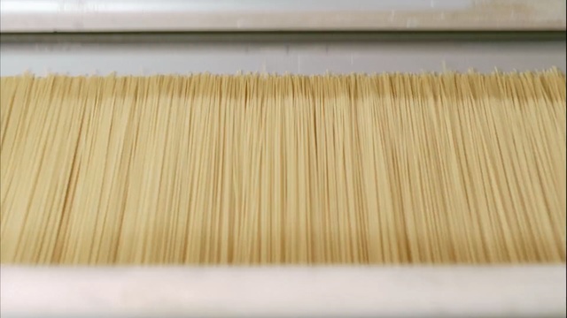 Video Reference: Noodle, Rice noodles, Beige, Curtain, Sōmen