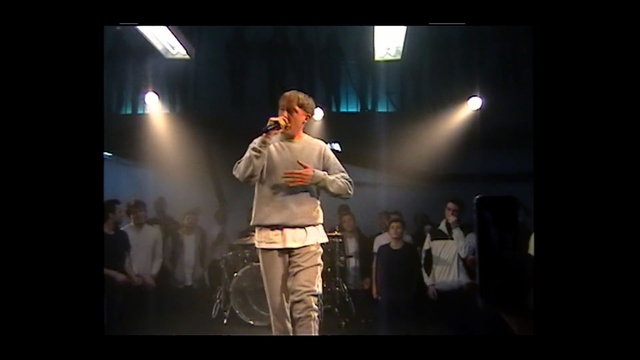 Video Reference: stage, performance, performing arts, entertainment, performance art, musical theatre, singing, song, event, theatre