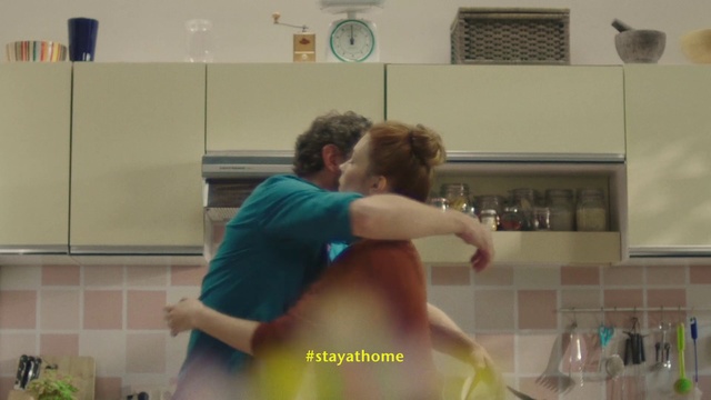 Video Reference: Shoulder, Joint, Room, Hug, Hip, Washing