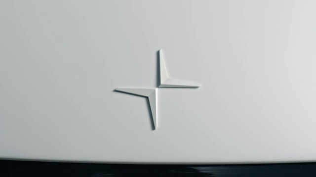Video Reference: Cross, Symbol, Logo, Font, Symmetry, Event, Automotive design, Carmine, Balance, Brand