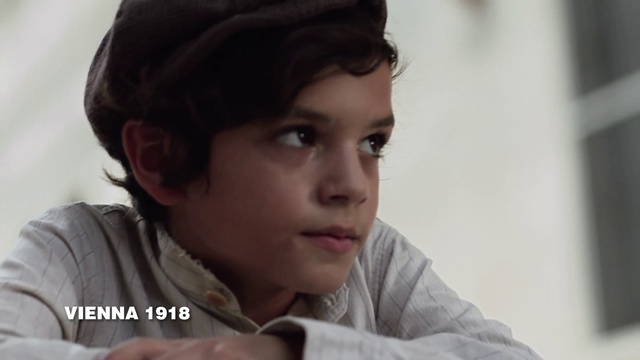 Video Reference: Face, Hair, Facial expression, Eyebrow, Forehead, Nose, Chin, Cheek, Head, Hairstyle