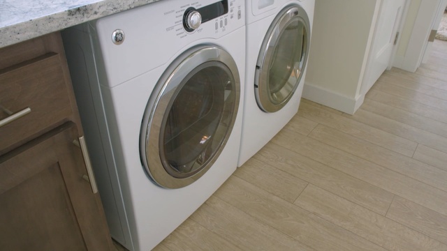 Video Reference: washing machine, clothes dryer, home appliance, major appliance, laundry, floor, laundry room, flooring, product