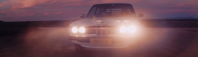 Video Reference: Land vehicle, Vehicle, Car, Automotive design, Automotive exterior, Full-size car, Bmw, Personal luxury car, Classic car, Sedan