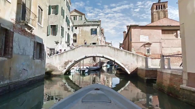 Video Reference: Canal, Waterway, Channel, Arch bridge, Boat, Arch, Architecture, Vehicle, Bridge, Watercraft