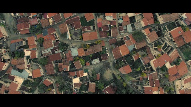 Video Reference: Residential area, Aerial photography, Suburb, Urban area, Human settlement, Neighbourhood, Urban design, Metropolitan area, Birds-eye view, Pattern