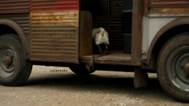 Video Reference: Land vehicle, Vehicle, Car, Motor vehicle, Tire, Automotive tire, Mode of transport, Transport, Wheel, Wood