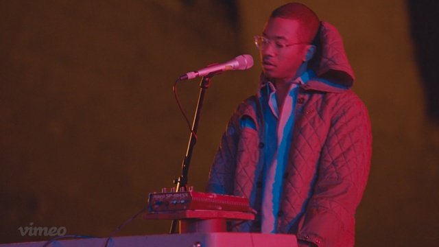 Video Reference: performance, music, entertainment, singing, concert, event, performing arts, stage, music artist, musician, Person