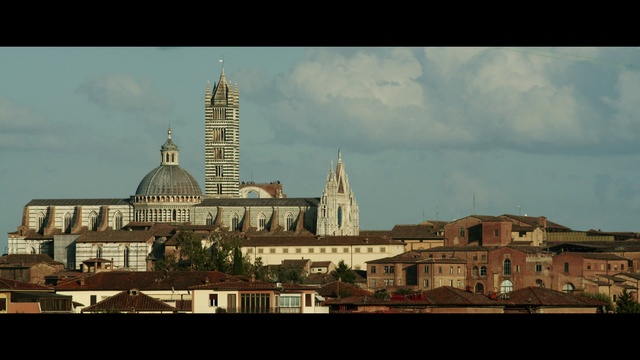 Video Reference: Landmark, Urban area, Architecture, City, Building, Metropolitan area, Dome, Sky, Place of worship, Human settlement