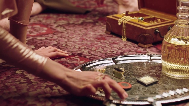 Video Reference: Hand, Finger, Musical instrument