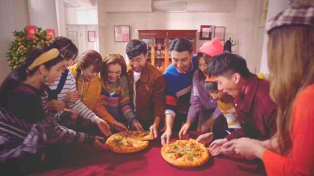 Video Reference: Food, Dish, Cuisine, Event, Meal, Party, Baking, Baked goods, Child, Fast food, Person