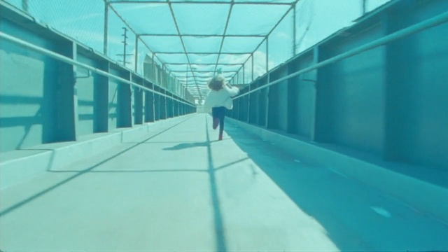 Video Reference: blue, architecture, structure, snapshot, azure, sky, leisure, leisure centre, line, daylighting