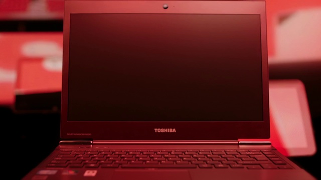 Video Reference: Laptop, Netbook, Laptop part, Space bar, Red, Personal computer, Electronic device, Technology, Screen, Computer