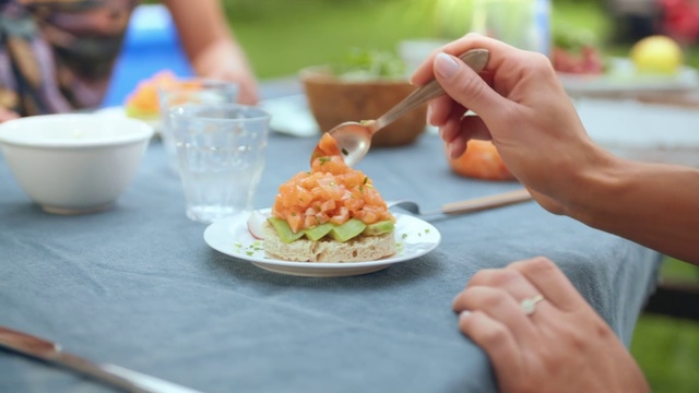 Video Reference: Food, Dish, Cuisine, Meal, Eating, Ingredient, Lunch, Comfort food, Junk food, Vegetarian food