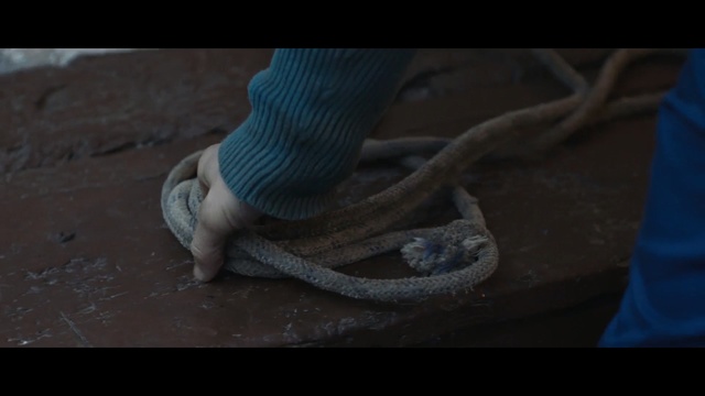 Video Reference: Rope, Leg, Footwear, Shoe, Hand, Finger, Wood, Foot, Knot, Floor