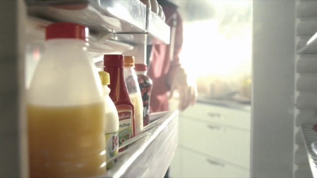 Video Reference: Raw milk, Milk, Plant milk, Drink, Glass bottle, Dairy, Bottle, Refrigerator, Milkshake, Almond milk