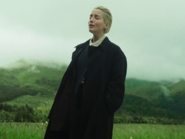 Video Reference: Sky, Flash photography, Coat, Plant, Gesture, Overcoat, Happy, Grassland, Grass, People in nature